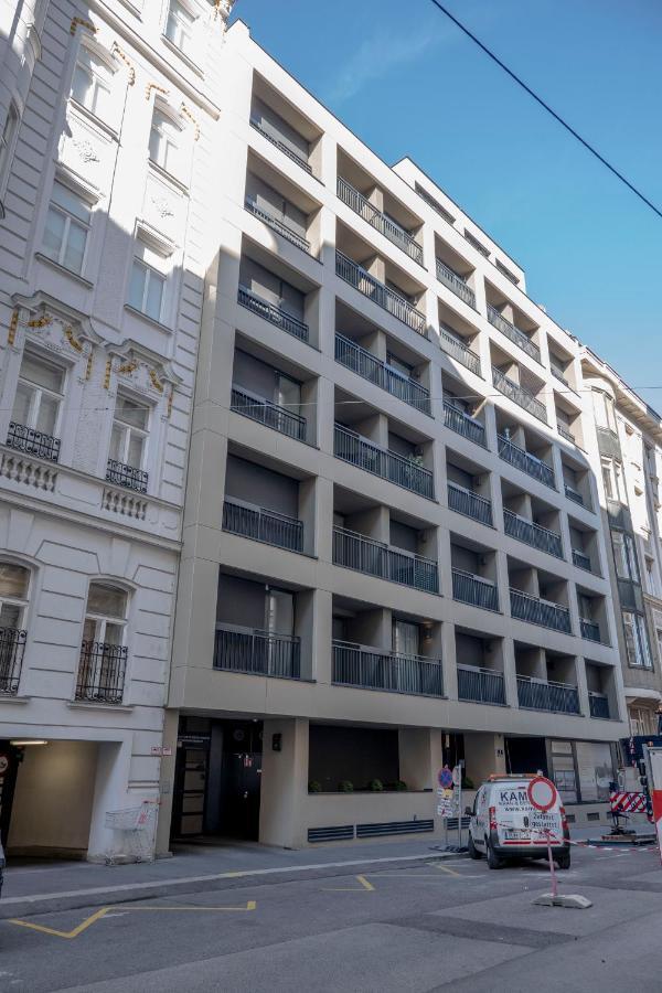 Moderne Trifft Tradition Im Herzen Wiens Kültér fotó